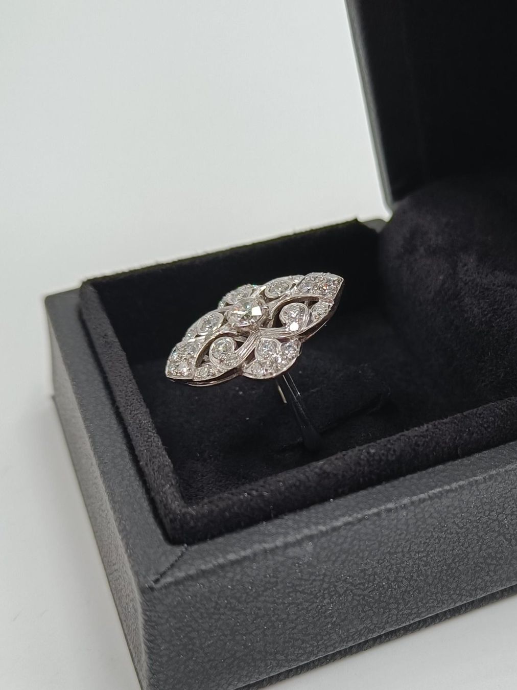 Anelli: FLORALER DIAMANTRING 925 STERLINGSILBER – Usato da Luzern venduto da EdiGem 3