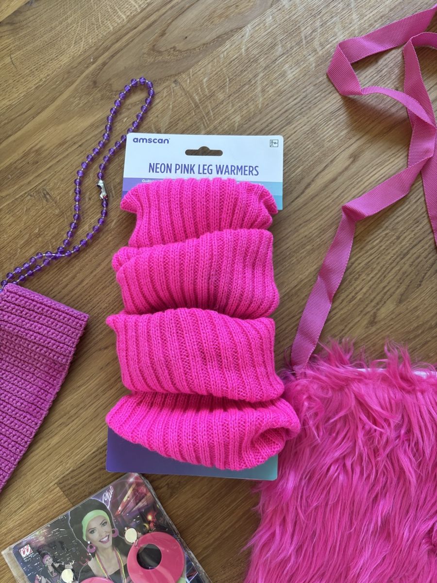 Costumi: Pink Party Accessories Set – Usato da Zürich venduto da cha_jz8q 2