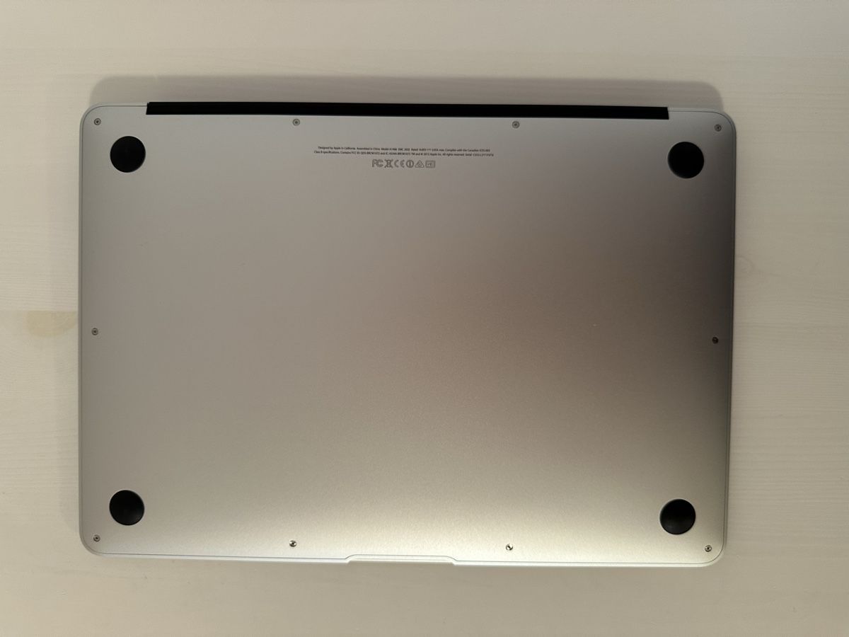 Apple Notebook: Apple MacBook Air 13", 512 GB, Silver – Usato da Trimbach venduto da Goldchild_8 1
