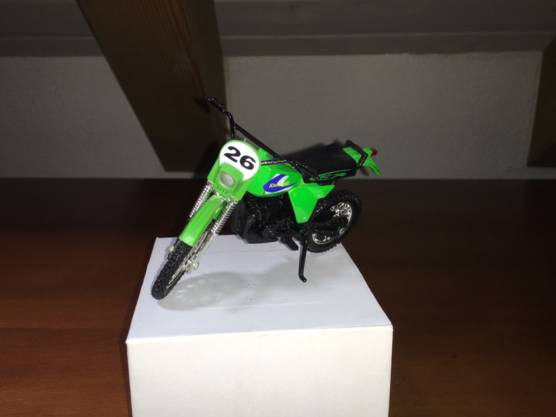 Maisto Modellautos: Kawasaki KDX 250 - 1/18 – Gebraucht aus Wohlen AG von PrivatSammlung