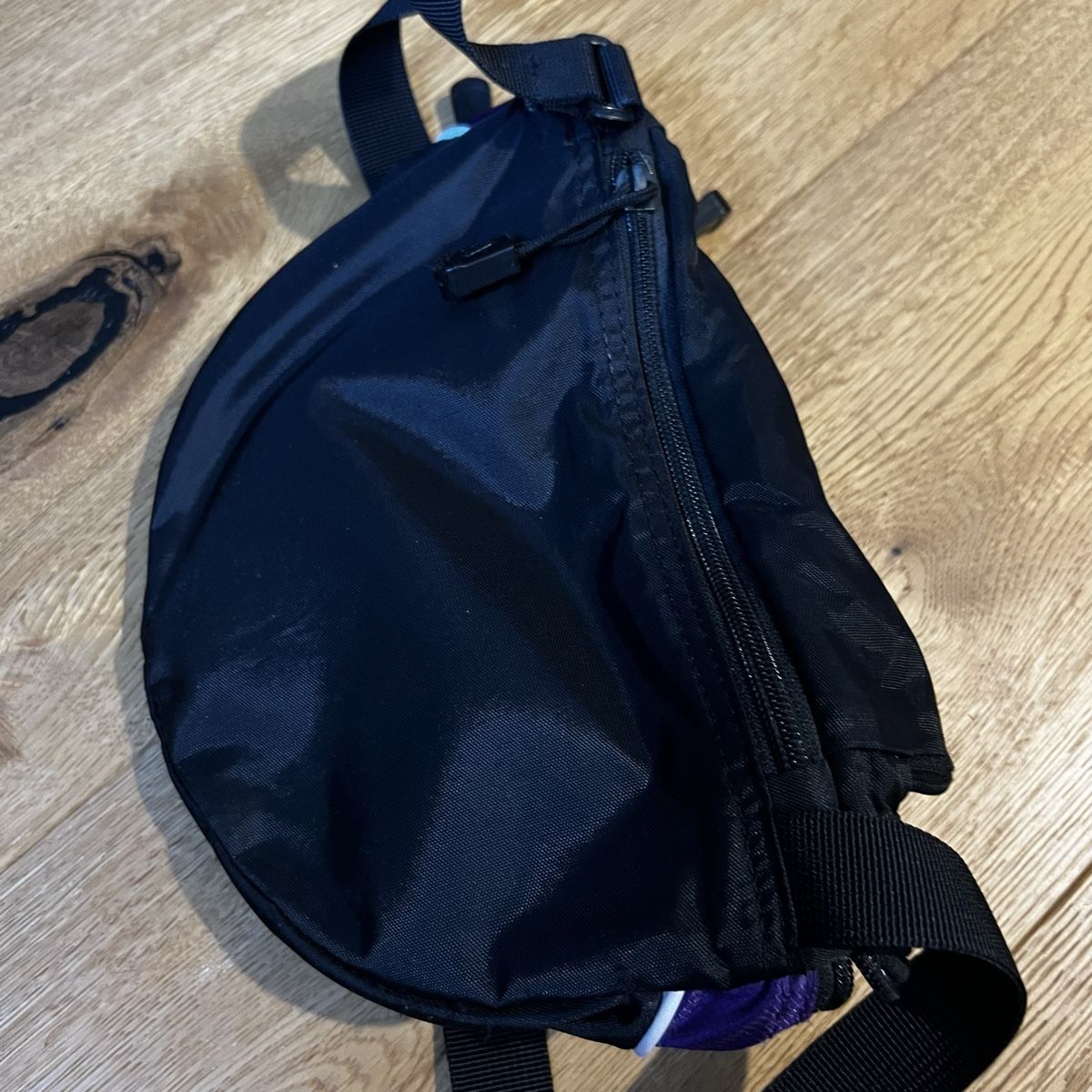 Supreme Borse: Nike x Supreme Umhängetasche Violett – Nuovo (secondo la descrizione) da Chur venduto da noe_mh8b 6