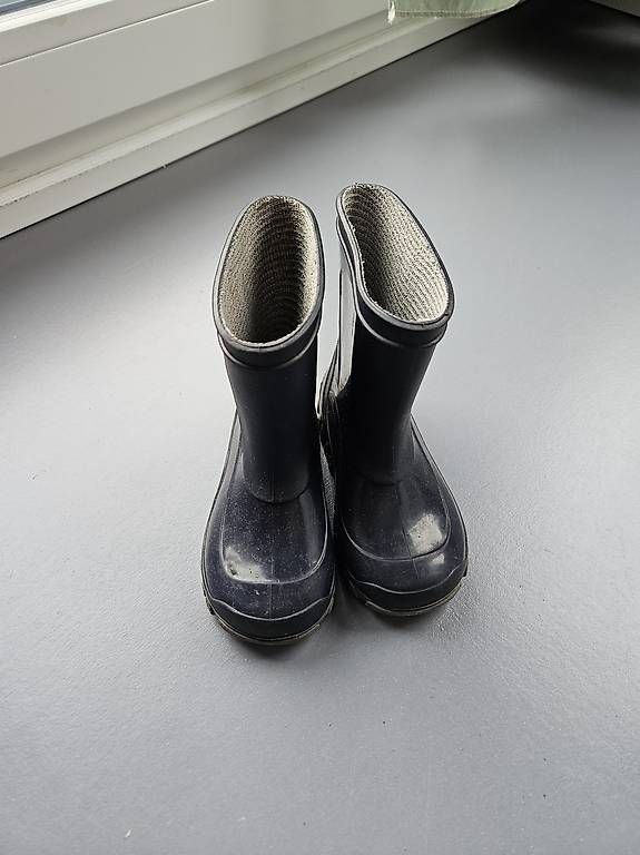 Chaussures garçon: Gummistiefel Gr. 22 – D'occasion à Thun par sst_y7mk 1