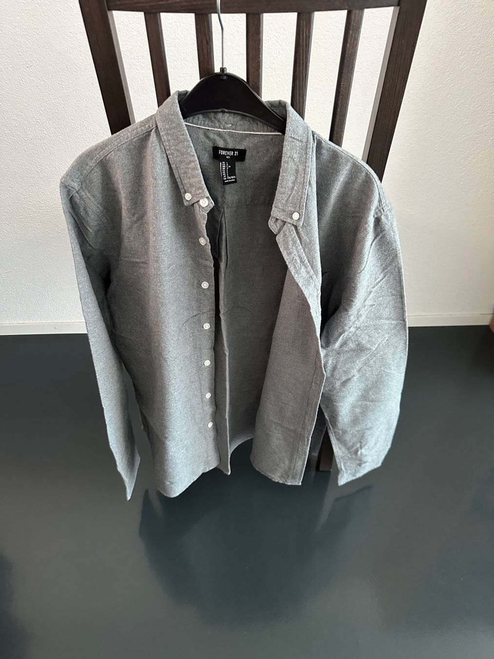 Camicie: Hemden Angebot – Usato da Schlieren venduto da James1010 5