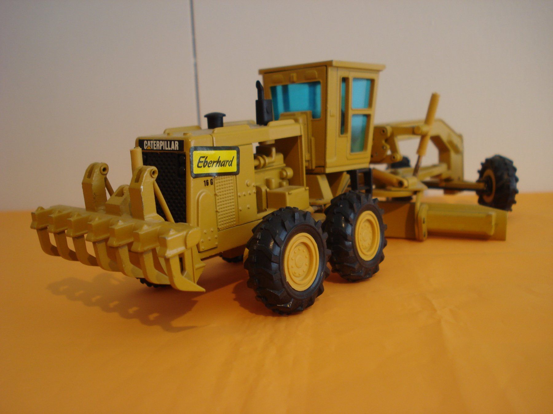 Caterpillar Kits de montage: CAT 16 G Grader – D'occasion à Mitlödi par worker04 2
