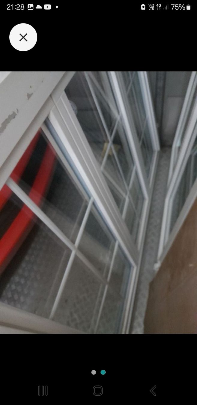 Fenêtres: Fenster – D'occasion à Marbach LU par san_8kt5 1