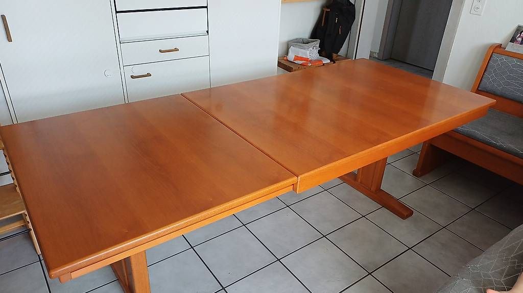 Tavoli: Tisch – Usato da Beromünster venduto da masto46