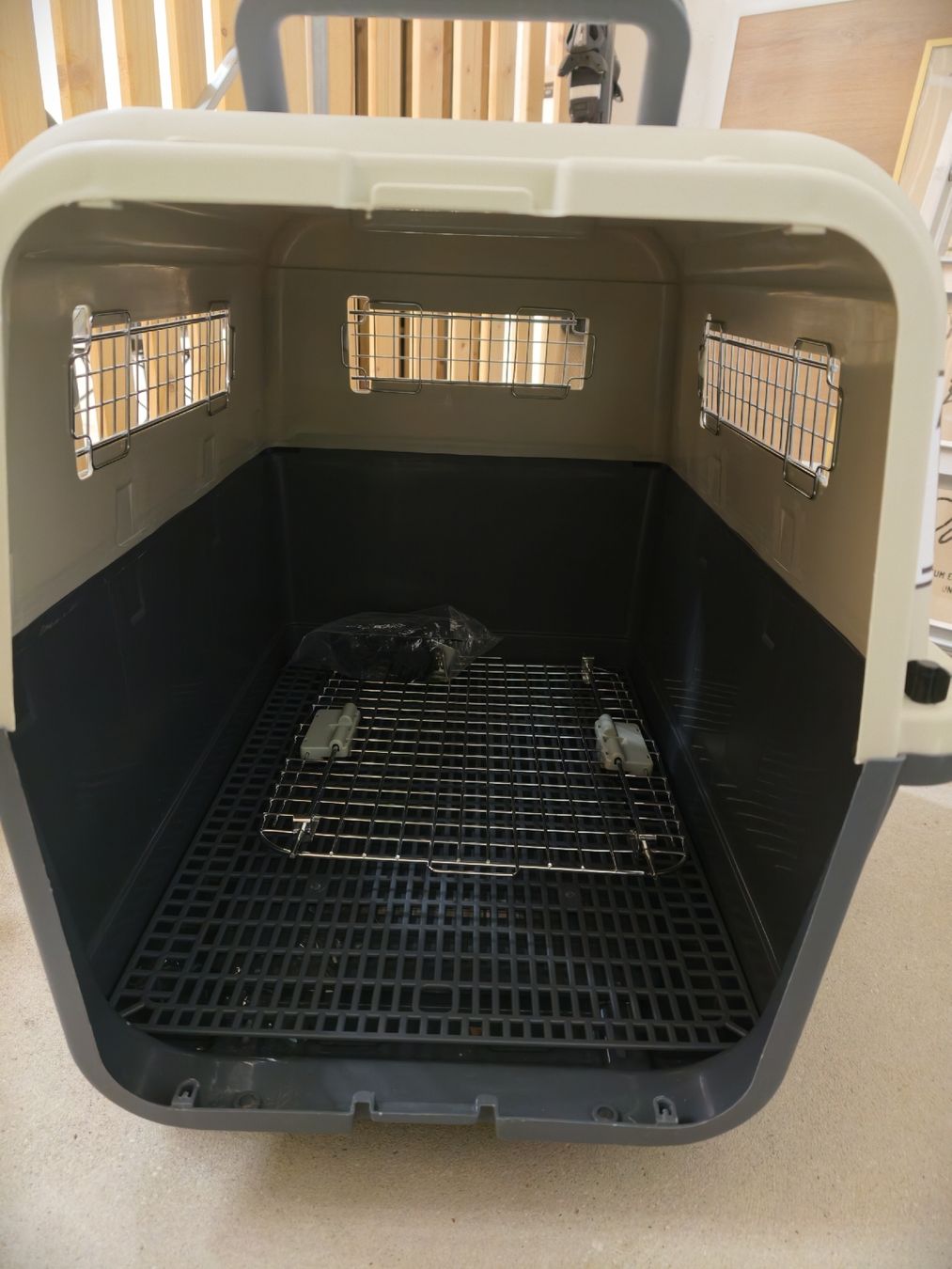 Cages, transport & sécurité: Haustiertransportbox – Neuf (Voir description) à Emmen par shi_l2g8 1