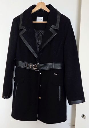 Elégant manteau Guess noir