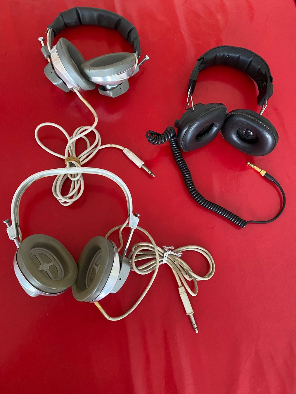 Verstärker: 3 Kopfhörer PIONEER SE und Intersound – Defekt aus Luzern von Harikan 2