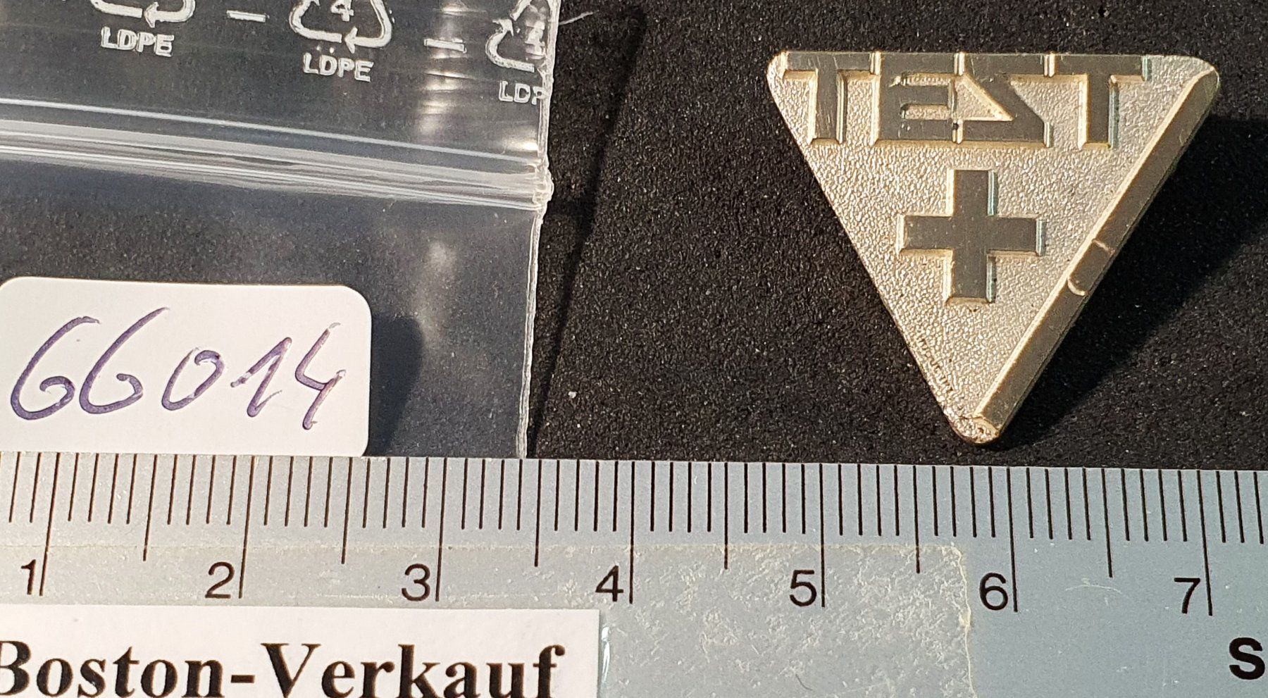 Plaketten & Abzeichen: GG014 - Brosche Schweizer Ski Test Switzerland – Gebraucht aus Reinach BL von Boston-Verkauf 2