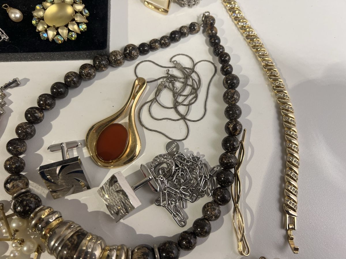 Altri gioielli: Lot de bijoux anciens – Usato da St-Pierre-Clages venduto da ste_xk6p 5