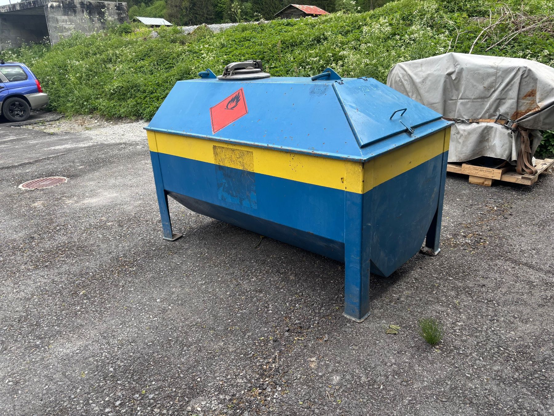 Accessori per altri veicoli: Dieseltank Baustellentank Tankstelle – Usato da Siat venduto da Casanova-Mechanik