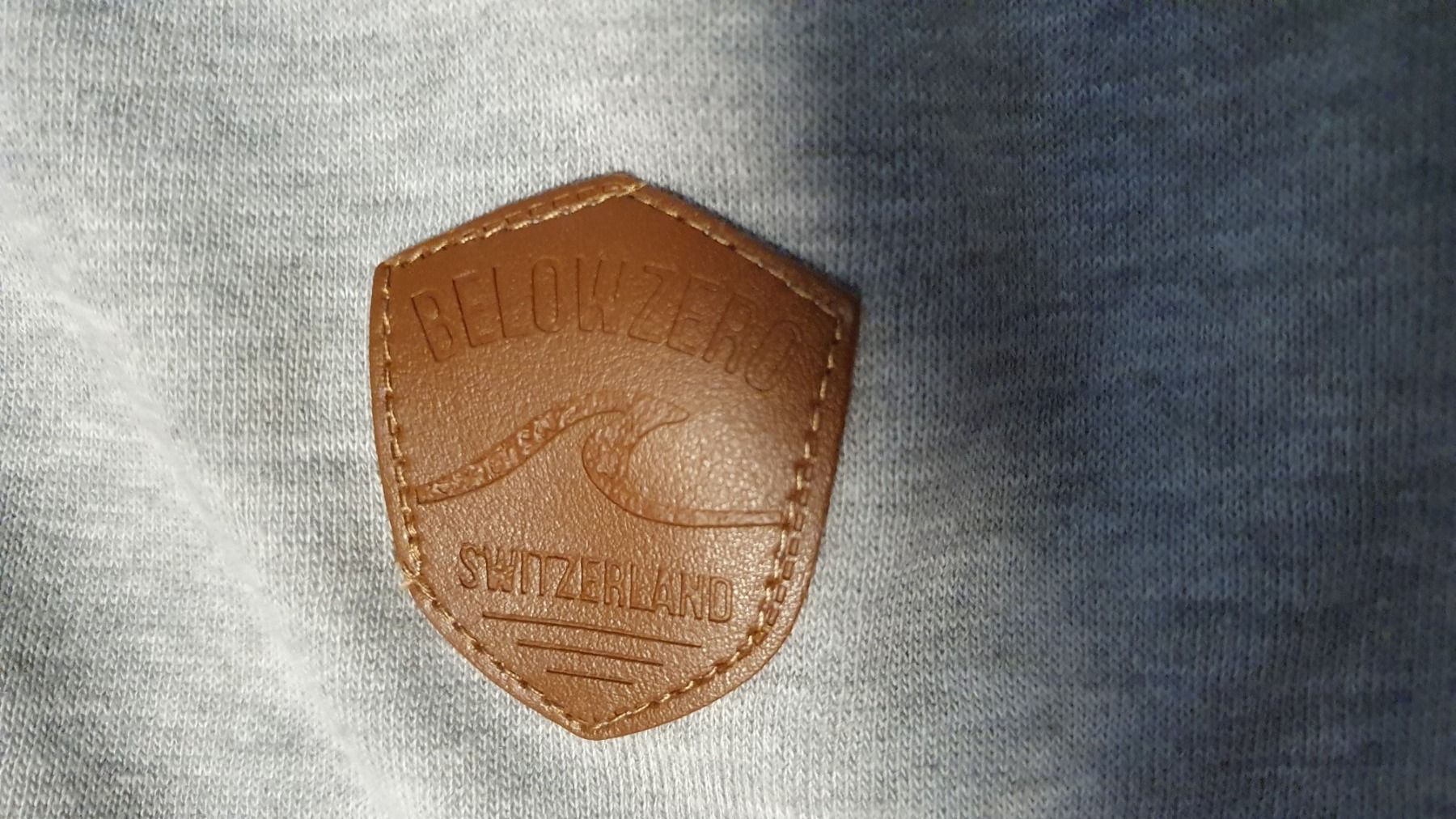 Maglioni & Felpe: Belowzero Hoodyjacke, Gr.S, neu – Nuovo e nell'imballaggio originale da Muttenz venduto da pixopus 6