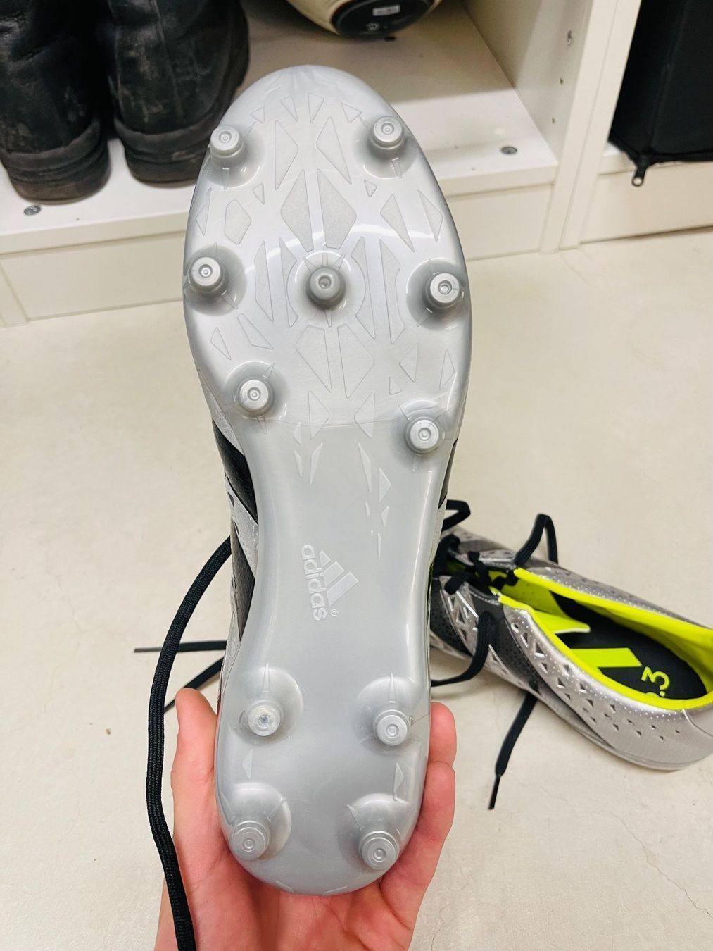 Adidas Scarpe da uomo: Adidas Fussballschuhe – Nuovo (secondo la descrizione) da Kriens venduto da janus17 2