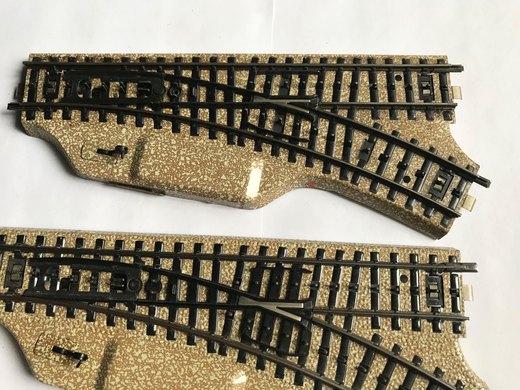 Märklin Modellini di ferrovie: märklin 5121, 2 x rechtsweichen – Usato da Liestal venduto da ozo2005 1