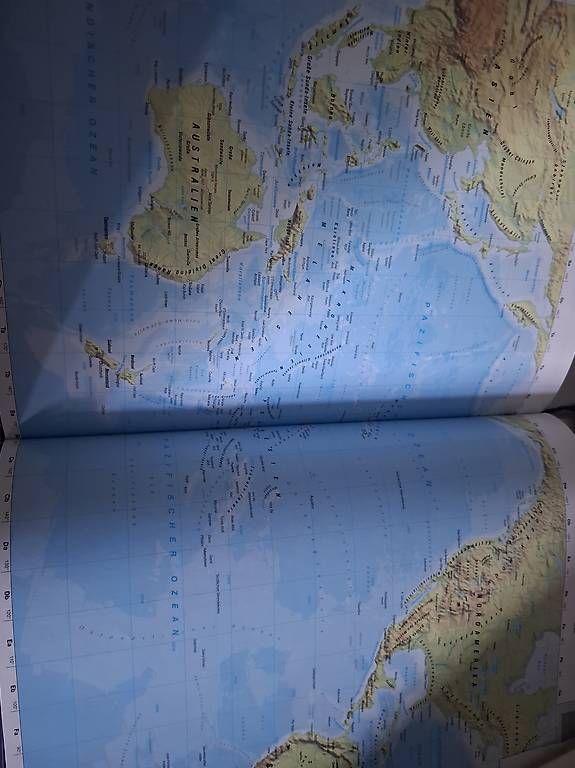 Libri: Weltatlas – Usato da Wäldi venduto da Fergiu 1