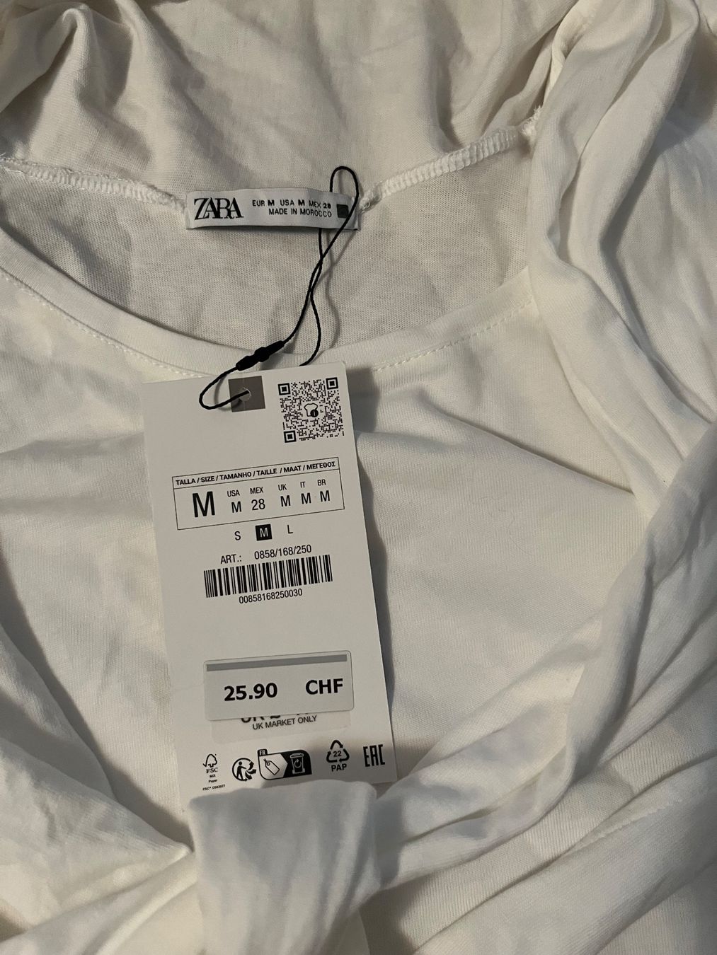 Zara Camicette: Bluse von Zara, Grösse M - neu mit Etikette – Nuovo (secondo la descrizione) da Basel venduto da Galia2000 1