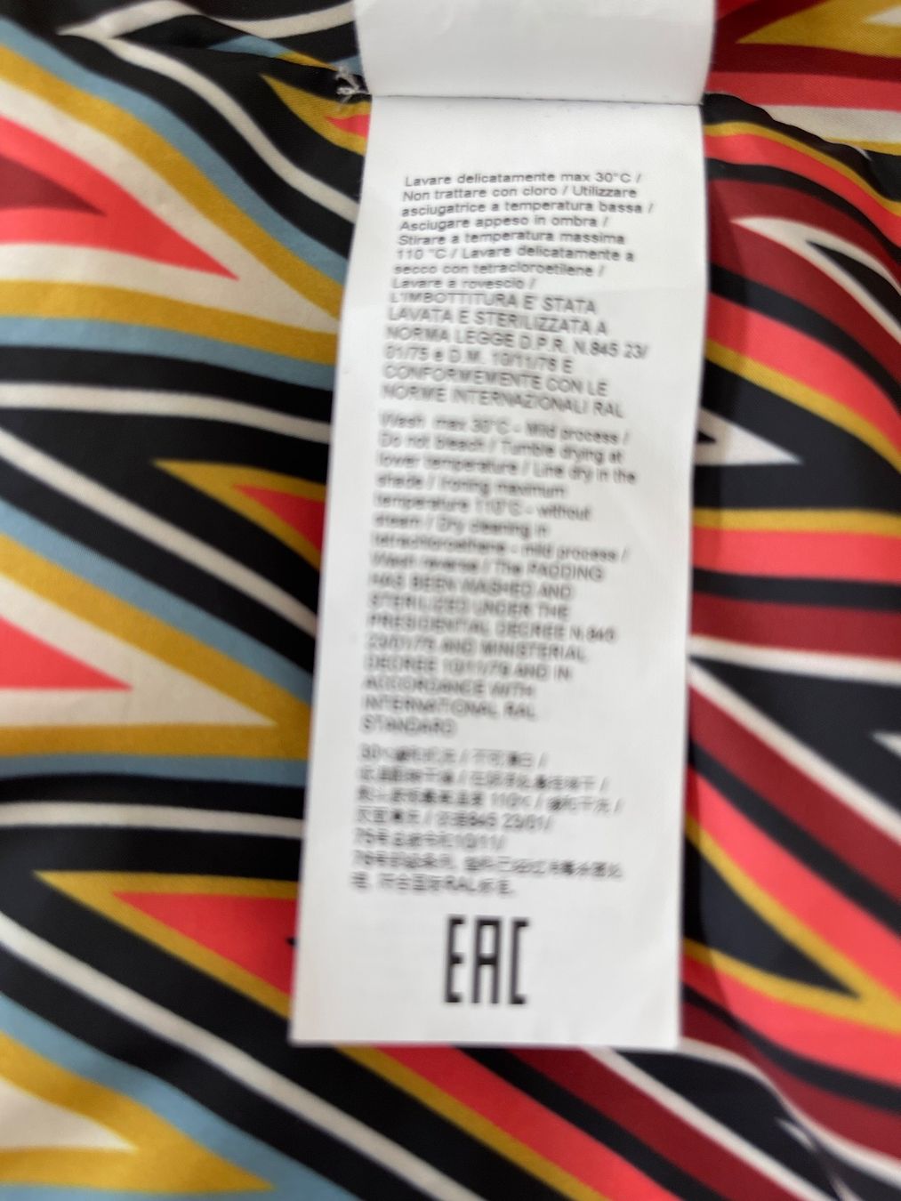 Missoni Cappotti: Original Missoni Daunenmantel – Usato da Ruggell venduto da expoli 7