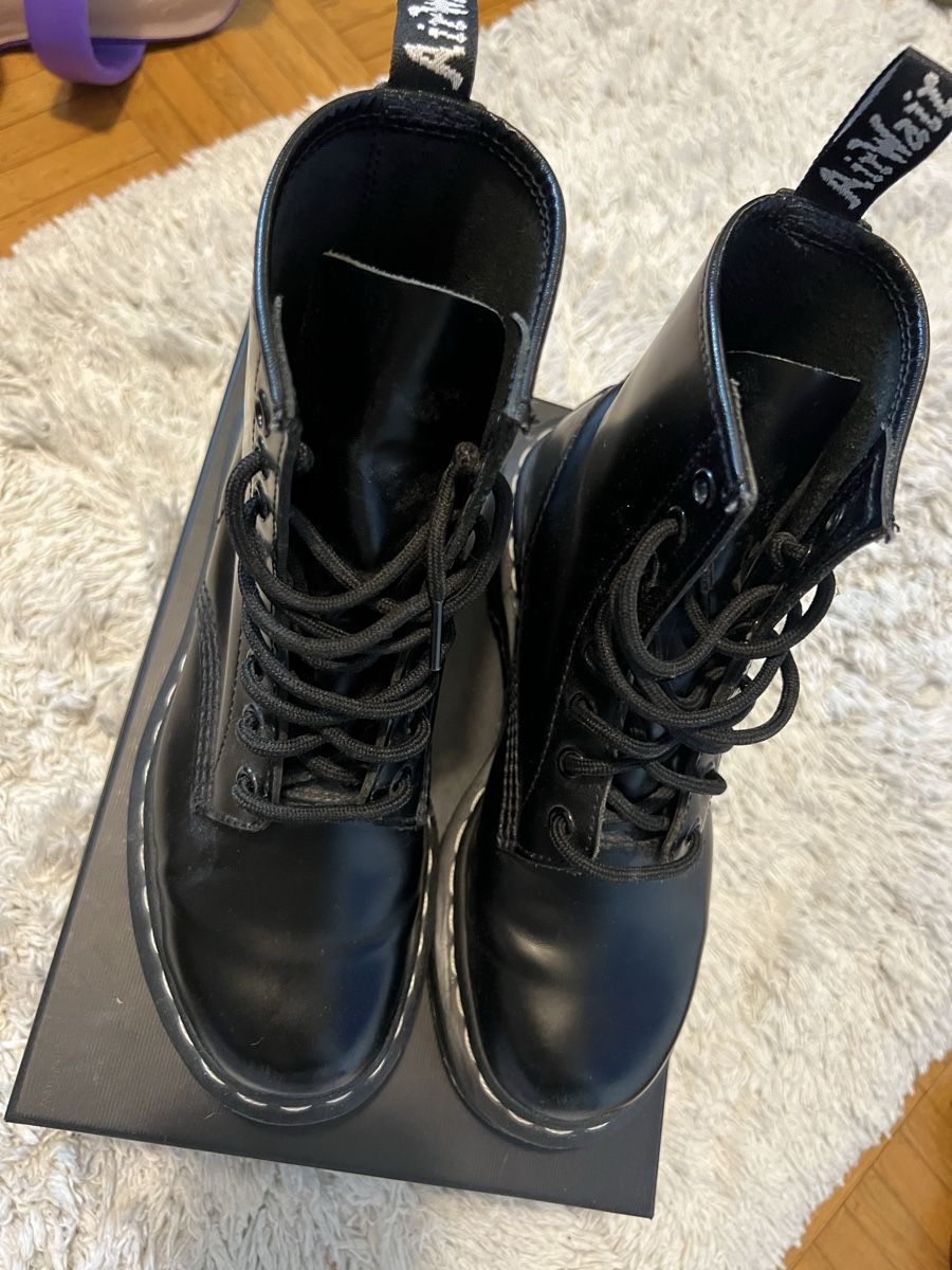 Dr. Martens Scarpe da donna: Dr. Martens – Nuovo (secondo la descrizione) da Moudon venduto da cin_6rxj 2