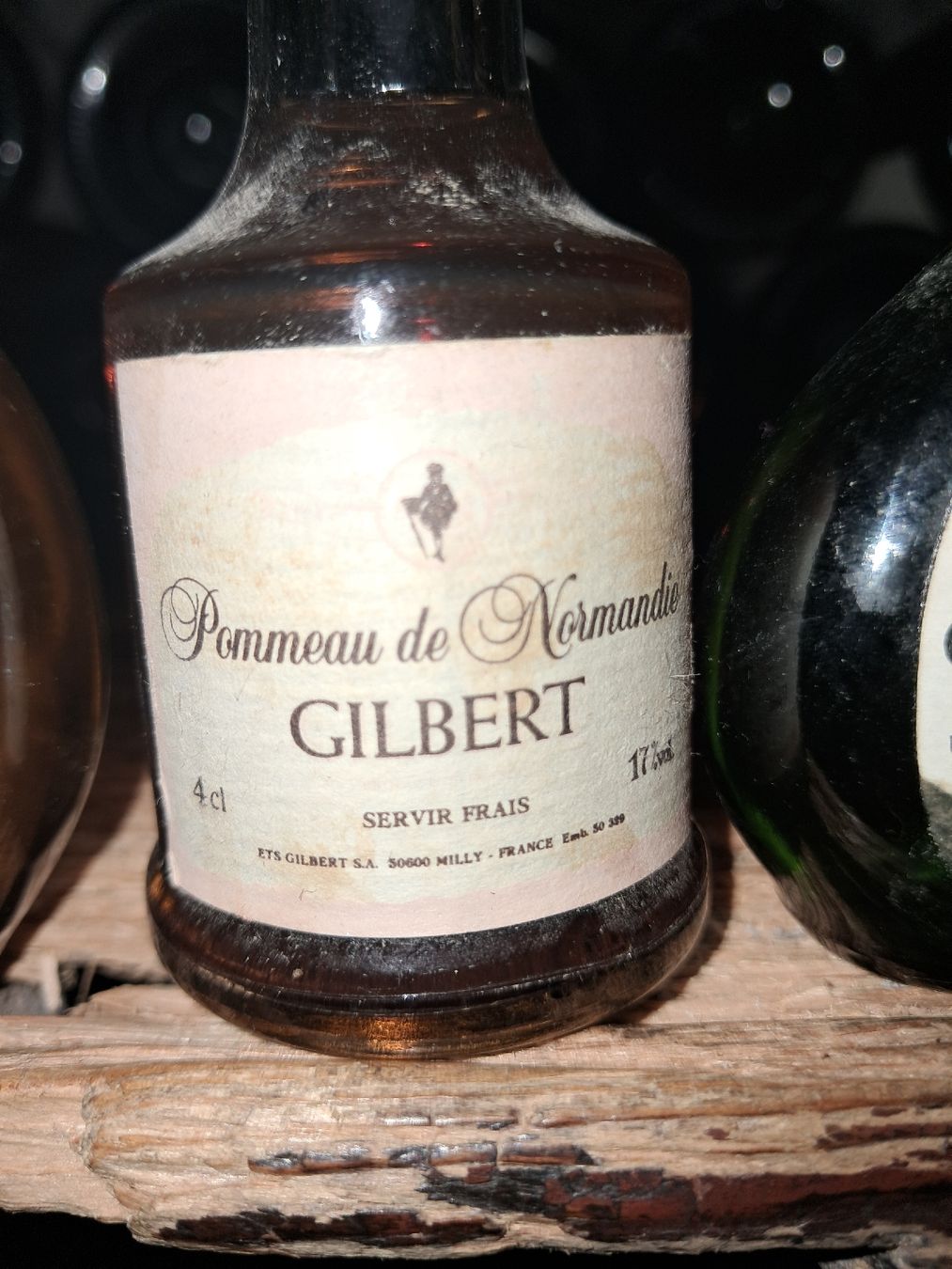 Spiritueux: Lot de 4 mignonnettes d'alcools fort – Neuf avec emballage d'origine à Le locle par juliensaran 2