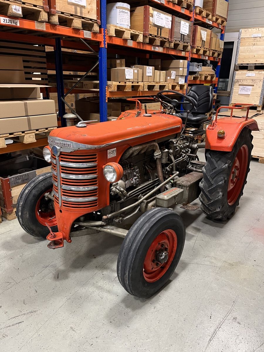 Hürlimann Trattori: Hürlimann D70 ab MFK & Service – Usato da Affeltrangen venduto da Ottmech