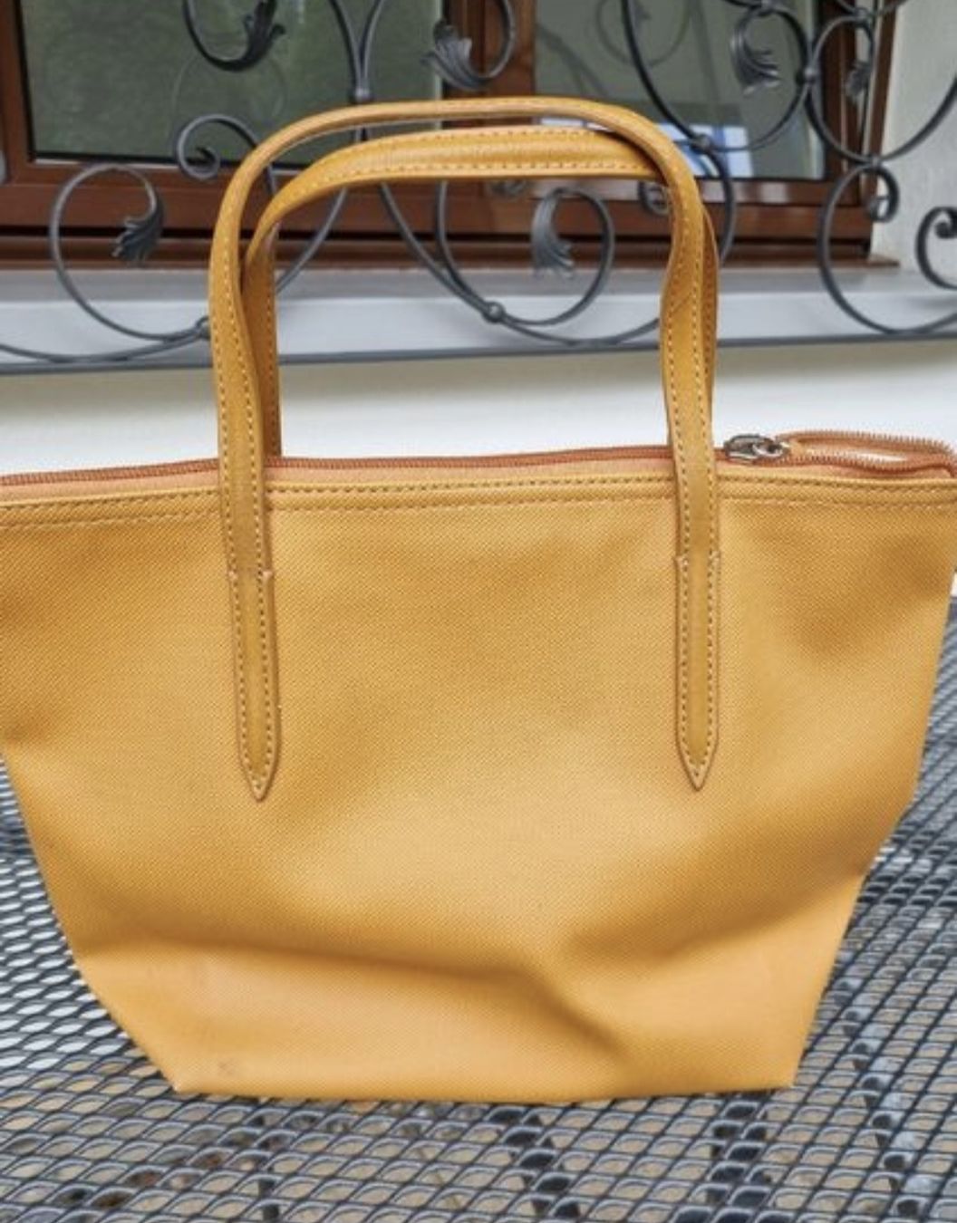 Lacoste Borse da donna: Lacoste Tasche – Nuovo (secondo la descrizione) da Biberist venduto da Nicelotti 1