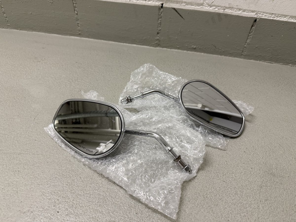 Specchi: Spiegel Harley Davidson Heritage clasic  – Usato da Niederhasli venduto da TurboDriven 1
