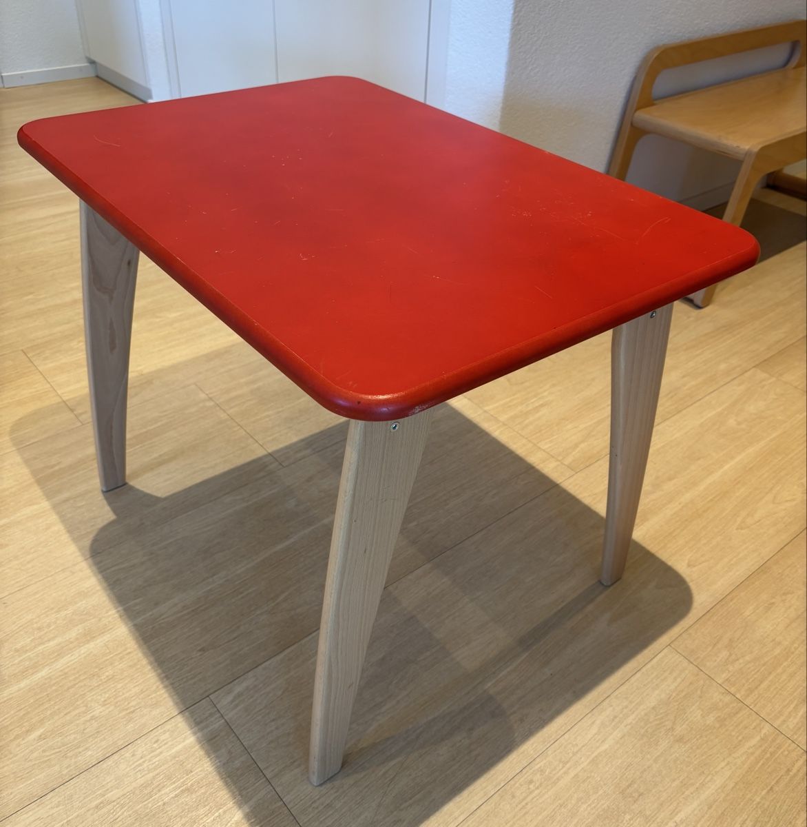 Geuther Set di tavolo e panche: Kindersitzgruppe (Geuther) – Usato da Zumikon venduto da Haeckens 4