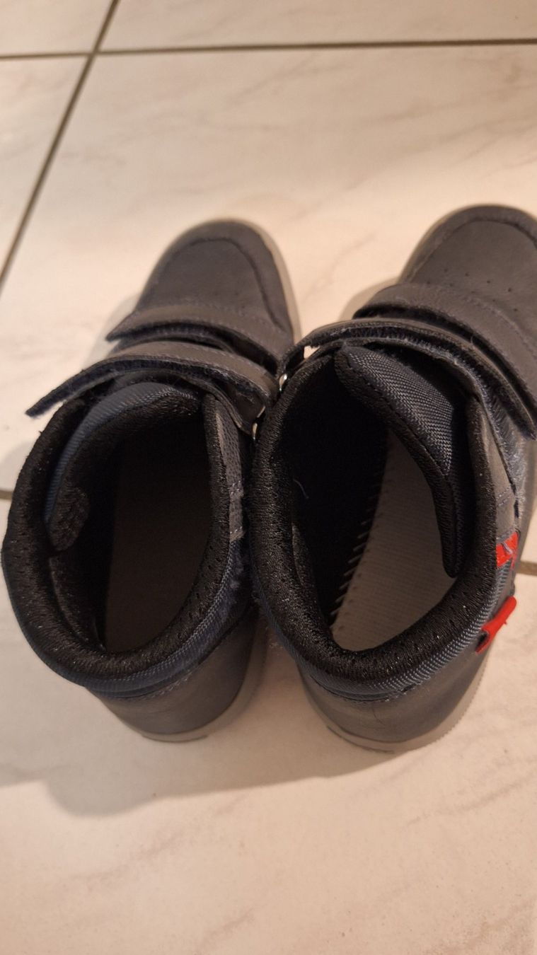 Geox Scarpe per ragazzi: Schuhe GEOX Gr. 34 Jungen – Usato da Biberist venduto da rospel 3