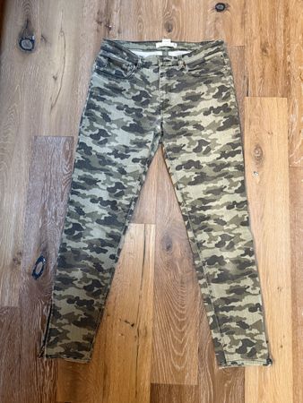 Great H&M camouflage jeans. EUR40