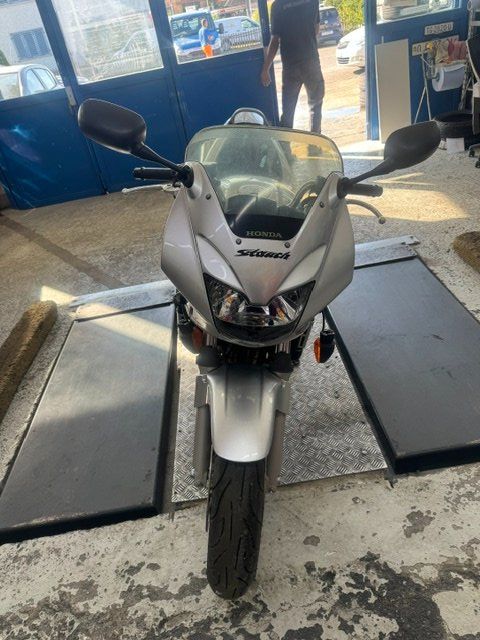 Honda Strada: Honda CB 600 F – Usato da Weinfelden venduto da paw14 2