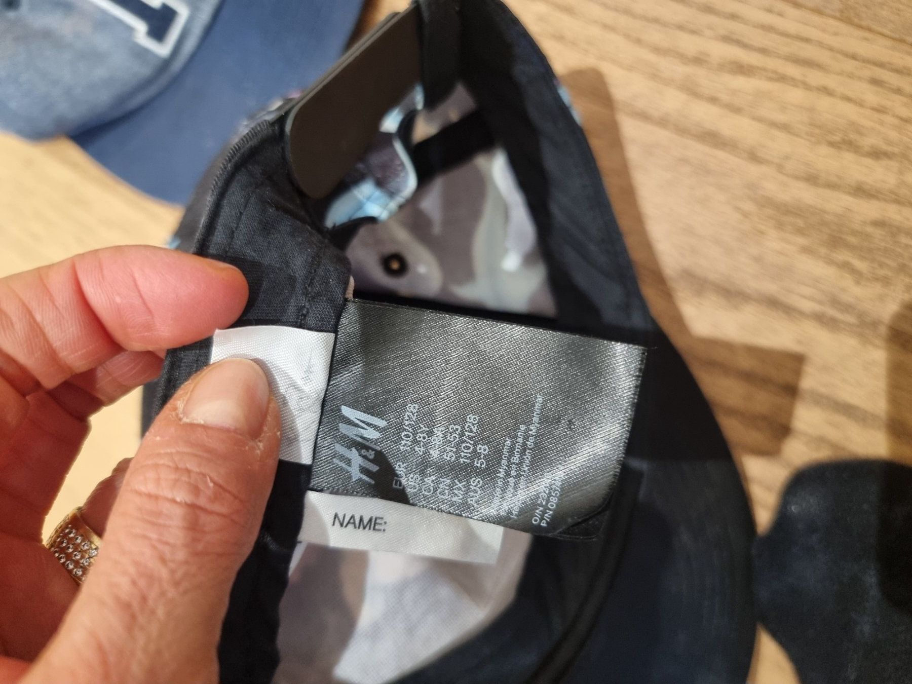 H&M Altro abbigliamento per bambino: 2 Kappen - 5-8 Jahre – Usato da Buttikon SZ venduto da Limo180 4