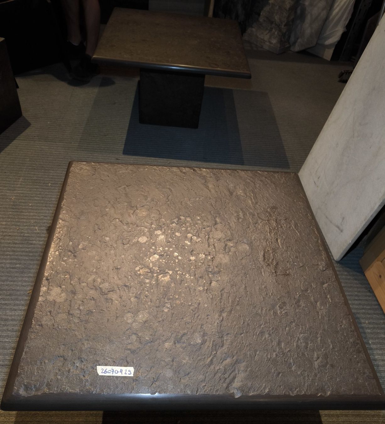 Tische: Salontisch Marmor / Granit braun – Gebraucht aus Rorschacherberg von snOOpydOg11 2