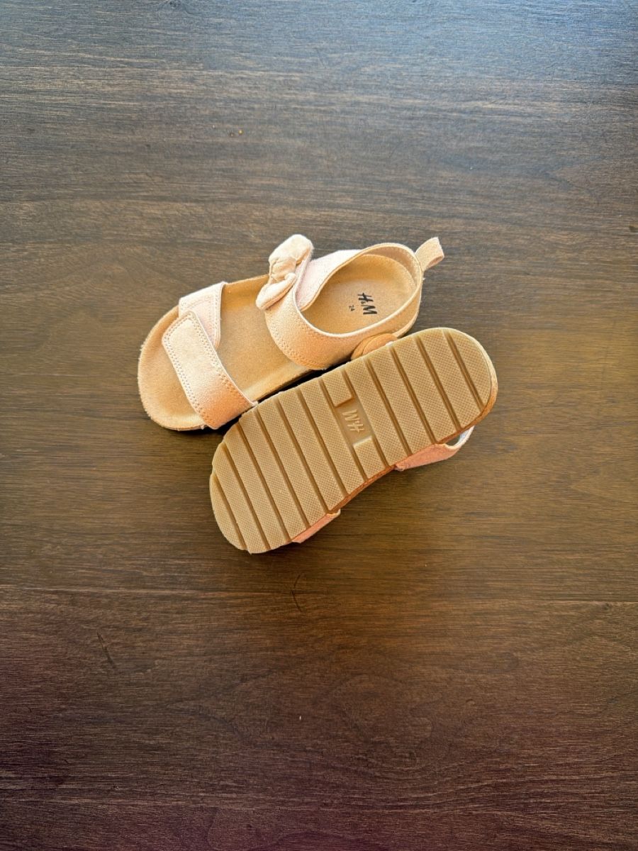 H&M Scarpe per ragazze: Sandalen rosa H&M Gr. 24 – Nuovo (secondo la descrizione) da Oftringen venduto da LikeiT 2