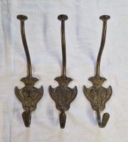 3 KLEIDER HACKEN