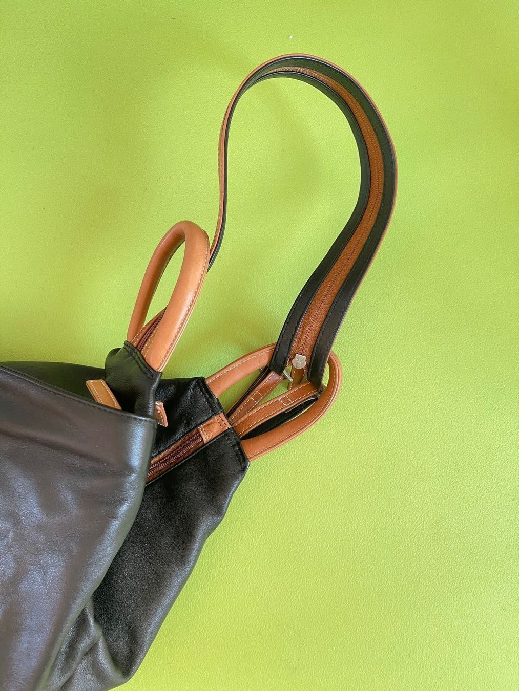 Borse da donna: Rucksack-Handtasche Leder neuwertig – Nuovo (secondo la descrizione) da Winterthur venduto da 1956ingi 3