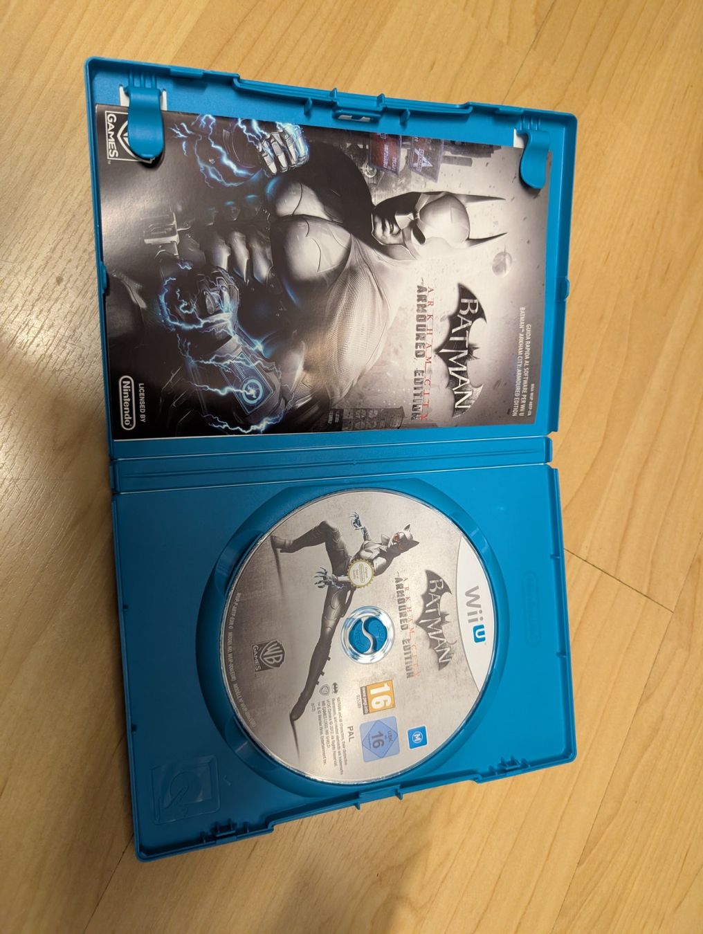 Giochi: Batman Arkham City Nintendo Wii u – Usato da Giubiasco venduto da Ticinerd 2