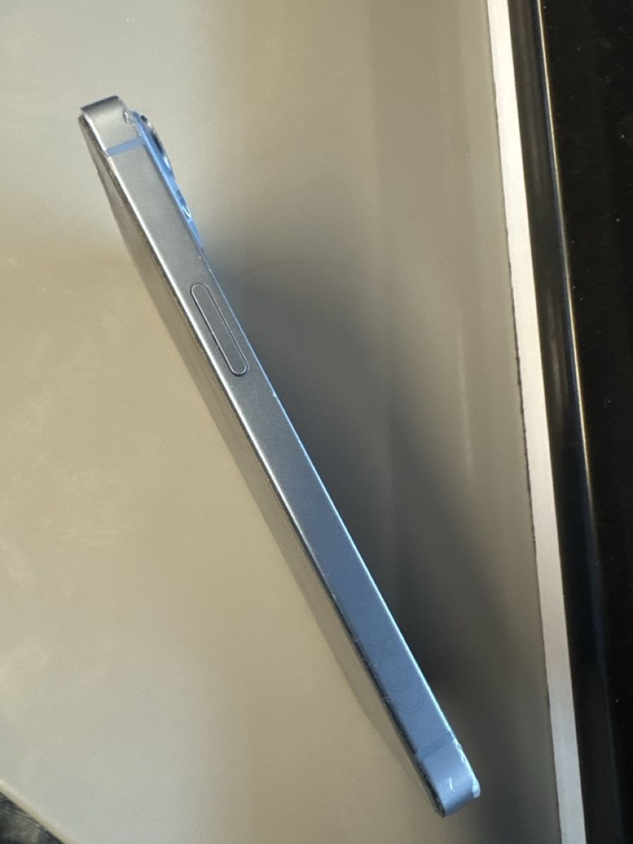 Apple Portables: iPhone 14 256Gb Blue Used Battery 78% – D'occasion à Hergiswil NW par Asadsabir 3