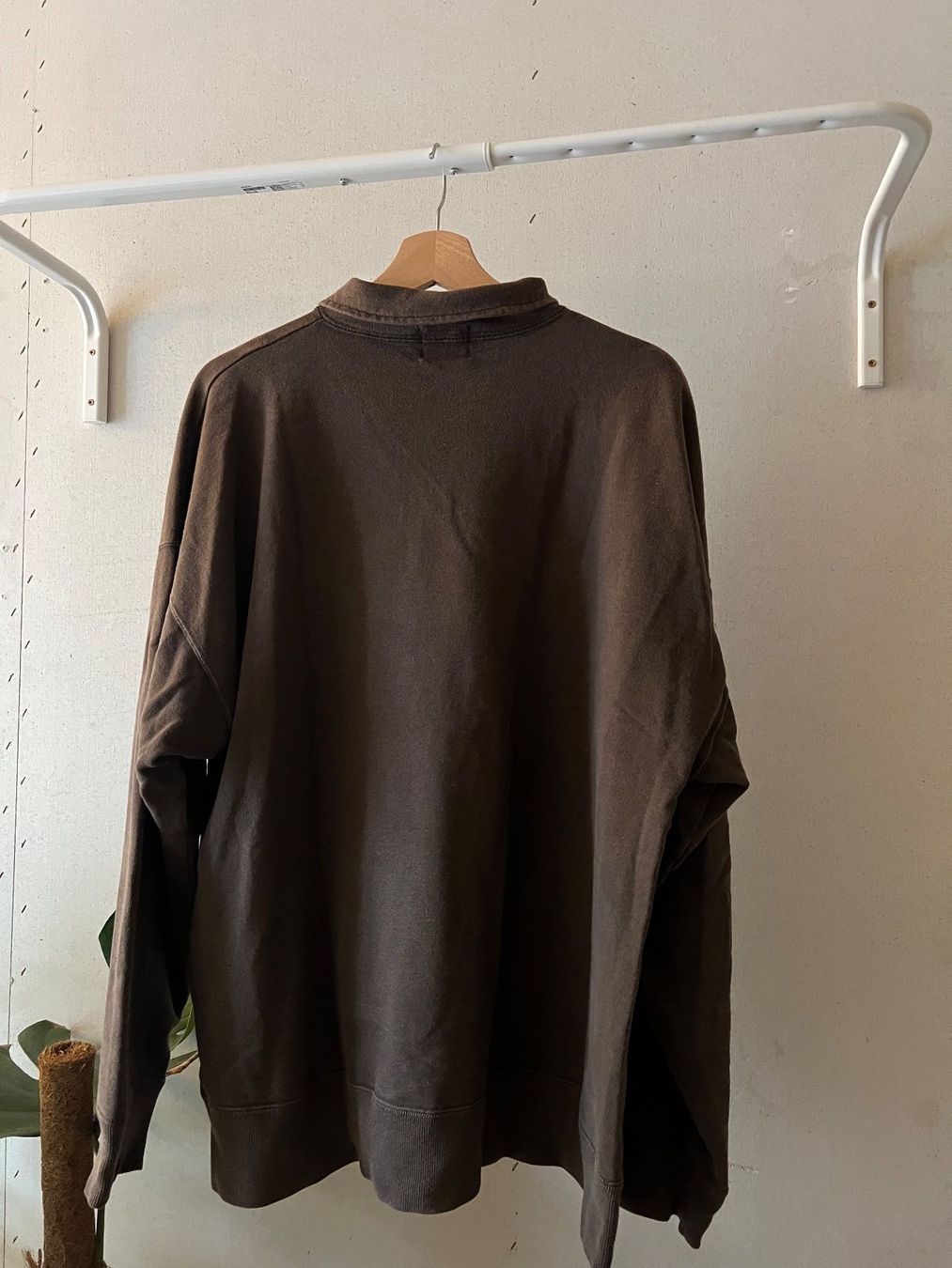 Maglioni & Felpe: Vintage Vancouver Sweatshirt – Usato da Basel venduto da lolixyz 2