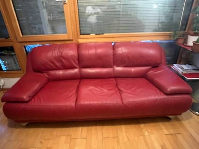 Sofas: Divano 3 posti e 2 poltrone relax. – Gebraucht aus Lugano von egi_zk9d 1