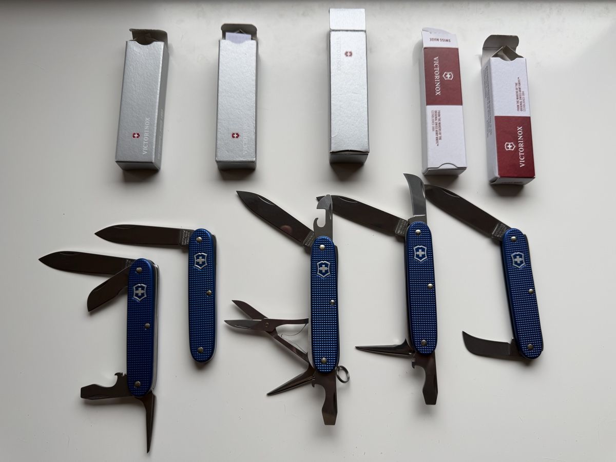 Coltelli tascabile: Victorinox Alox Set Bugnard blau – Nuovo e nell'imballaggio originale da Oberdiessbach venduto da SINFONIE13