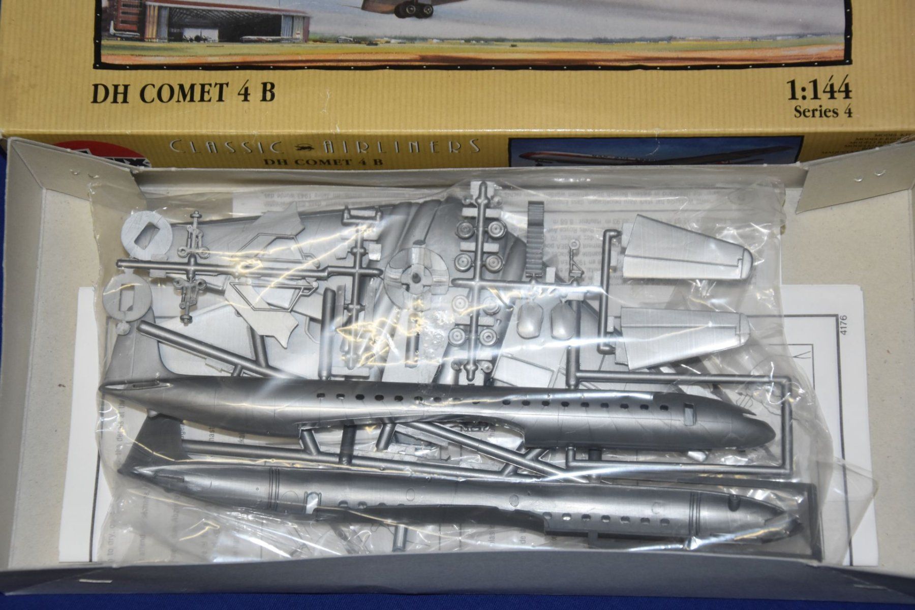 Modellbausätze & Standmodelle: De Havilland Comet – Neu (gemäss Beschreibung) aus Liestal von estreiter 1
