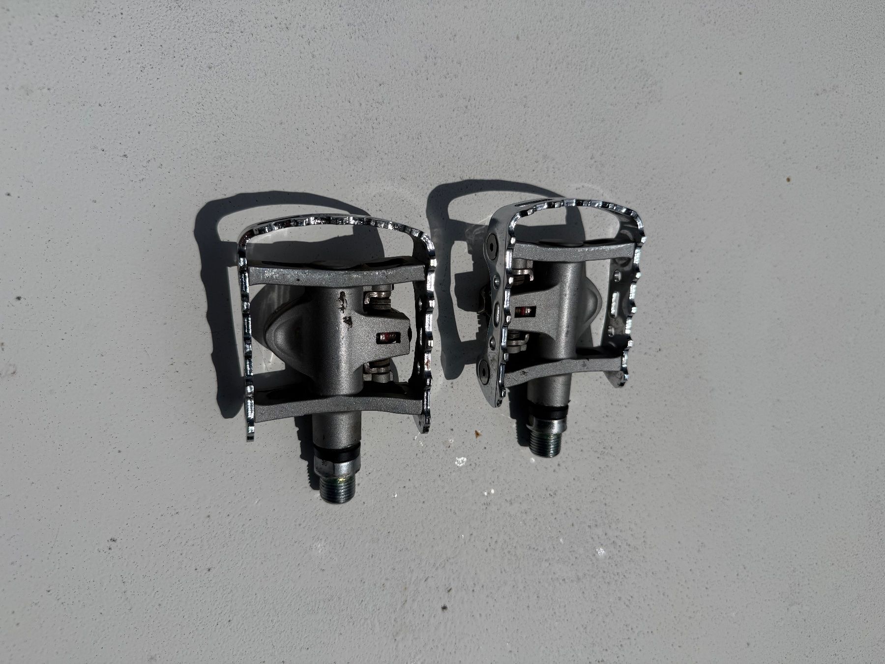 Shimano Pezzi di ricambio: Pédales vélo SHIMANO PD-m324 combi – Usato da Cugy VD venduto da ellod 2