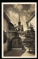 St. Chrischona, Tordurchgang und Kirche,