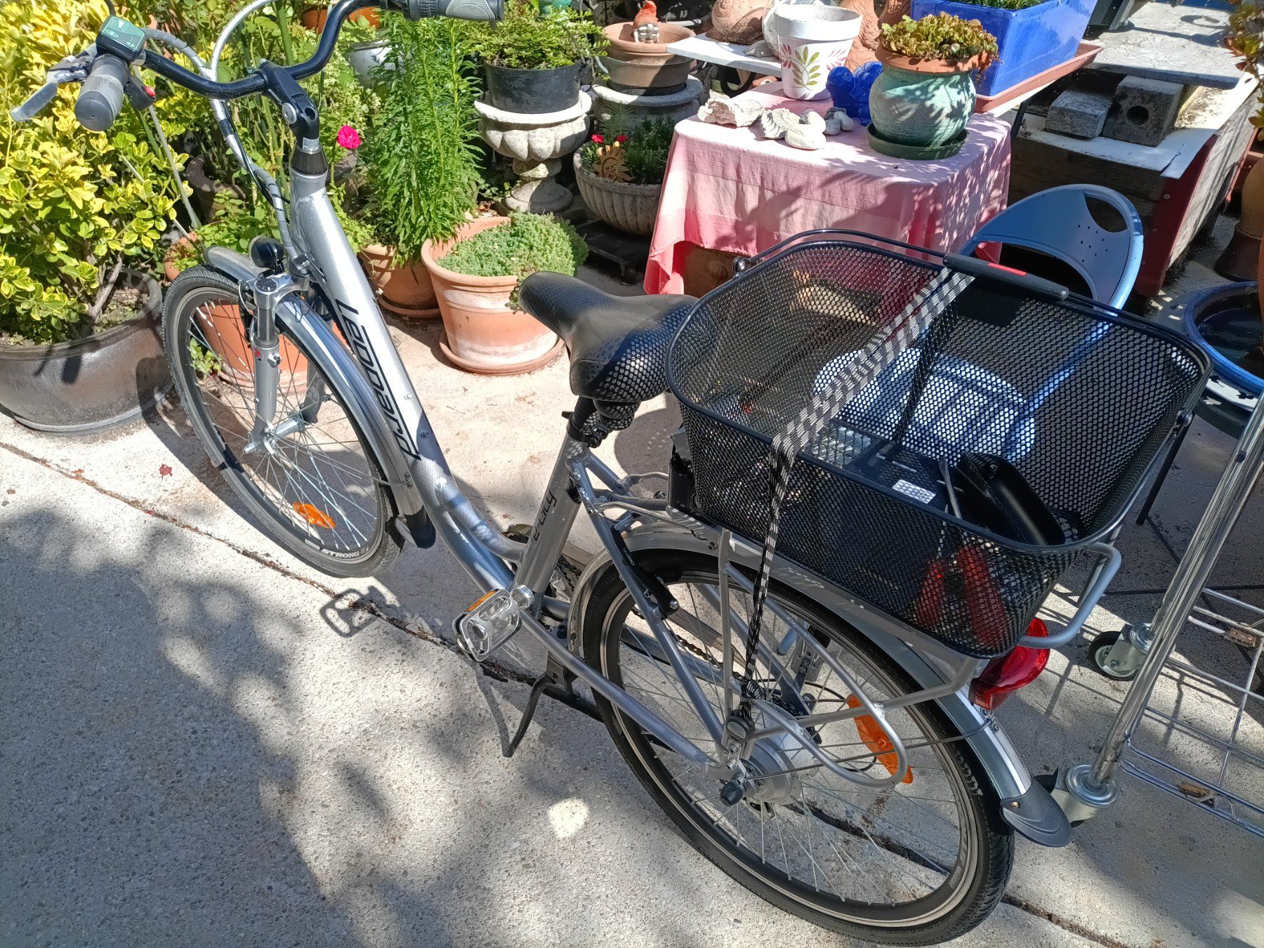 Leopard Biciclette: vélo électrique Leopard E-City / Sans le chargeur – Usato da Nyon venduto da dlu_2yfc 2