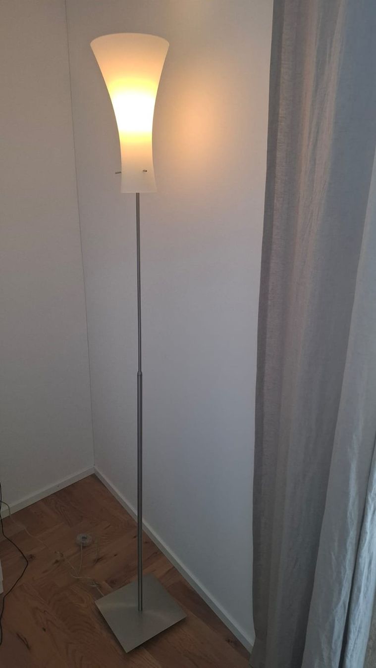 Lampes: Stehlampe – D'occasion à Sempach par johfurrer