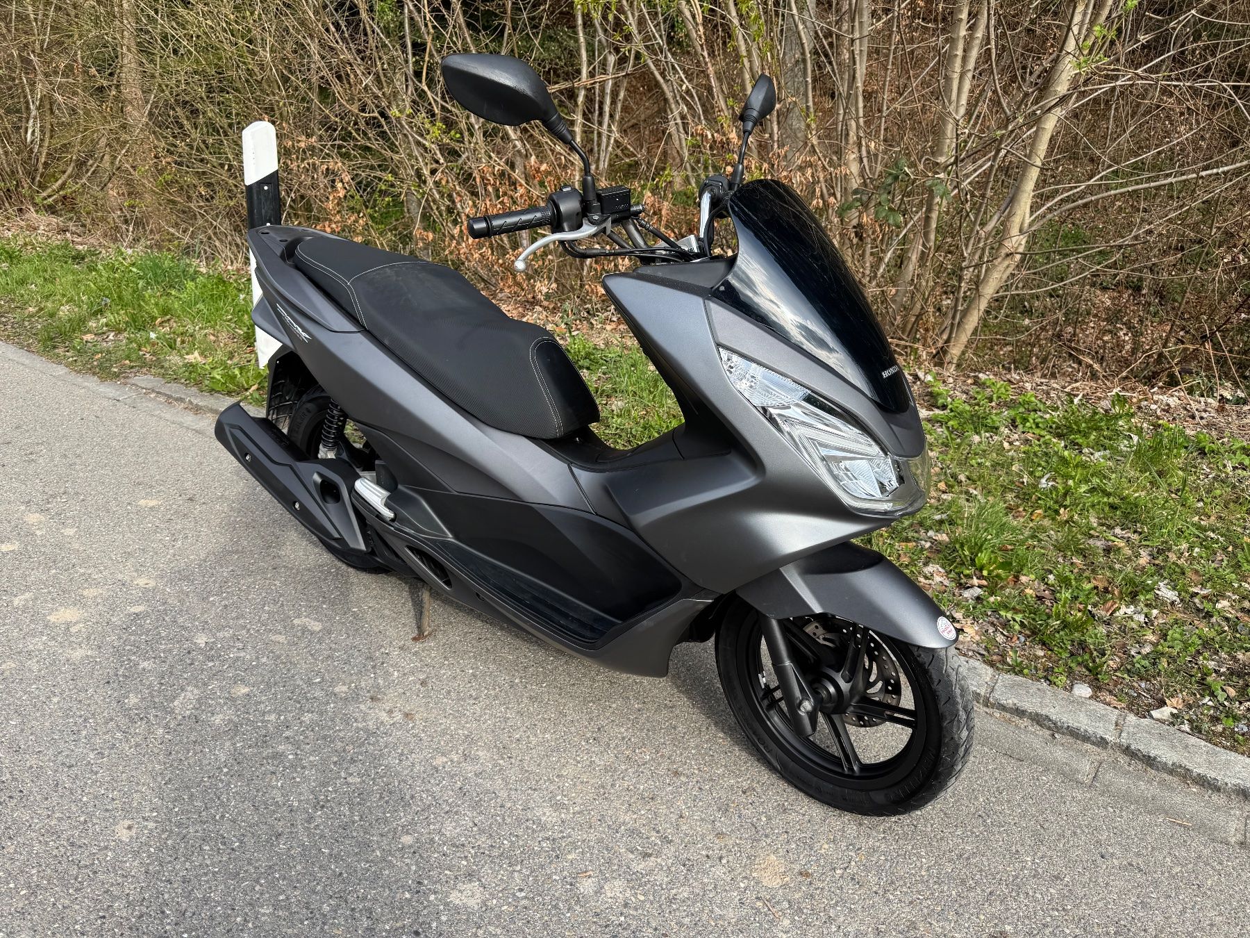 Honda Scooter: Honda Pcx 125 – Usato da Zürich venduto da Sparta365 2