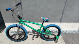 Mafia BMX racing green