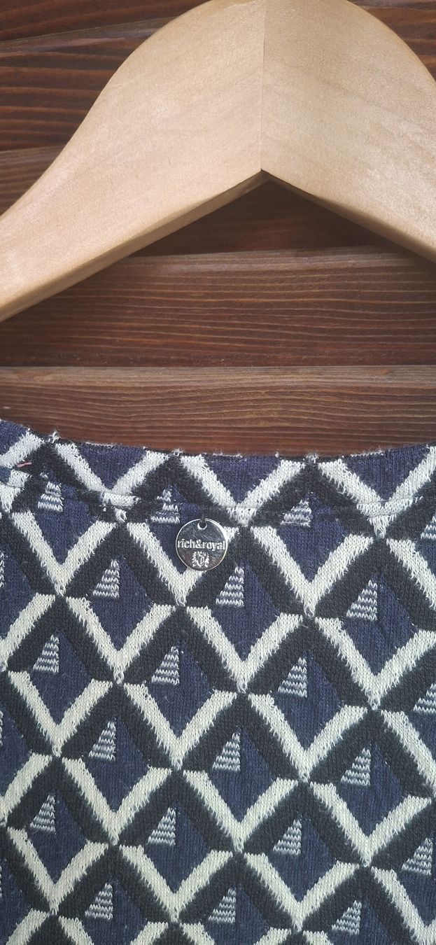 Rich & Royal Pulls & Sweat-shirts: Rich & Royal Pullover geometrisch Muster XS – D'occasion à Brienz BE par mondchatz1 2