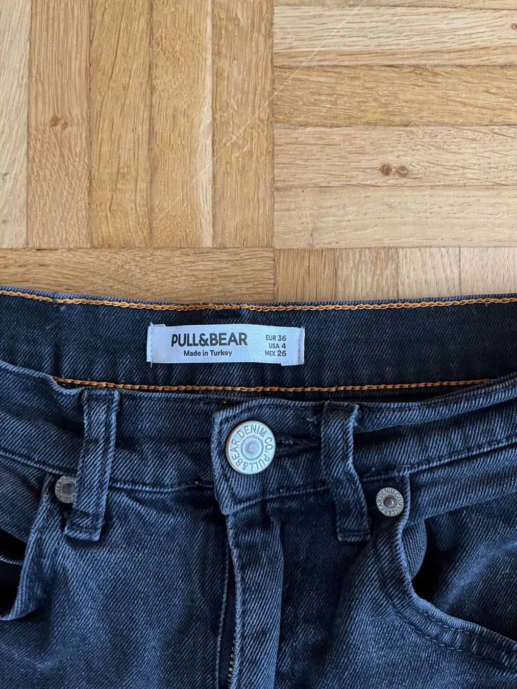 Pull&Bear Jeans: Schwarze Pull&Bear Jeans – D'occasion à Horw par mira_6p85 4